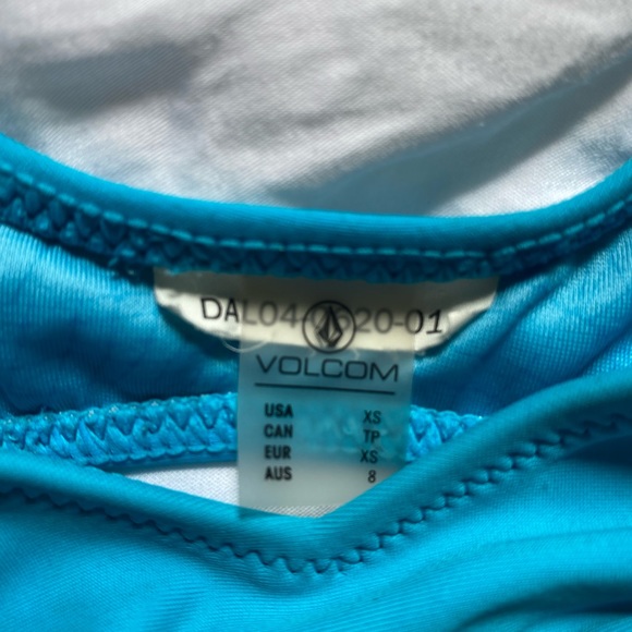 Volcom xs bikini top - Picture 3 of 3